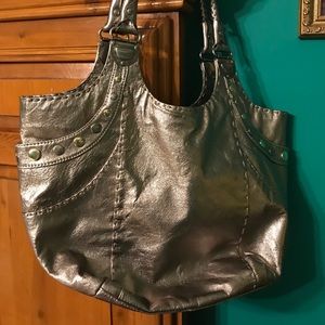 THE SAK HANDBAG IS LIGHTLY USED IT IS ADORABLE❤️